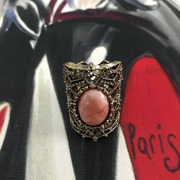 Rose Quartz Vintage Armor Gold Ring - Picture 5 of 7